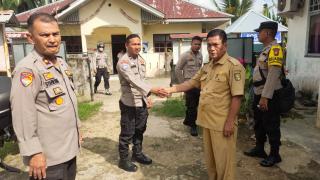 Polsek Kuantan Tengah Lakukan Patroli Terkait Pengecekan Lokasi Tps Yang Rawan Banjir
